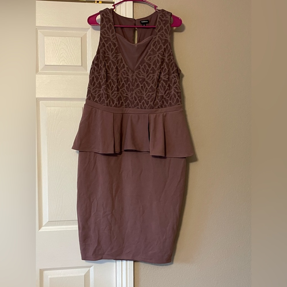Torrid dress size 16